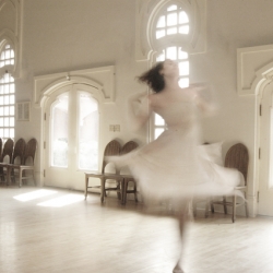 dancer in white SantaFe NM